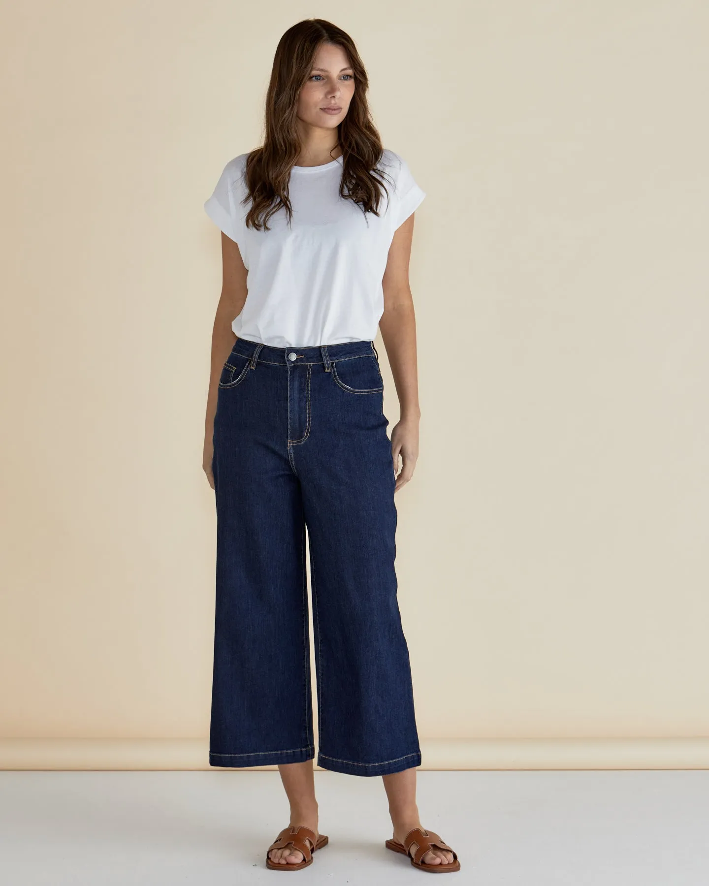 Betty Basics Bella Relaxed Crop Jean Deep Indigo Rinse