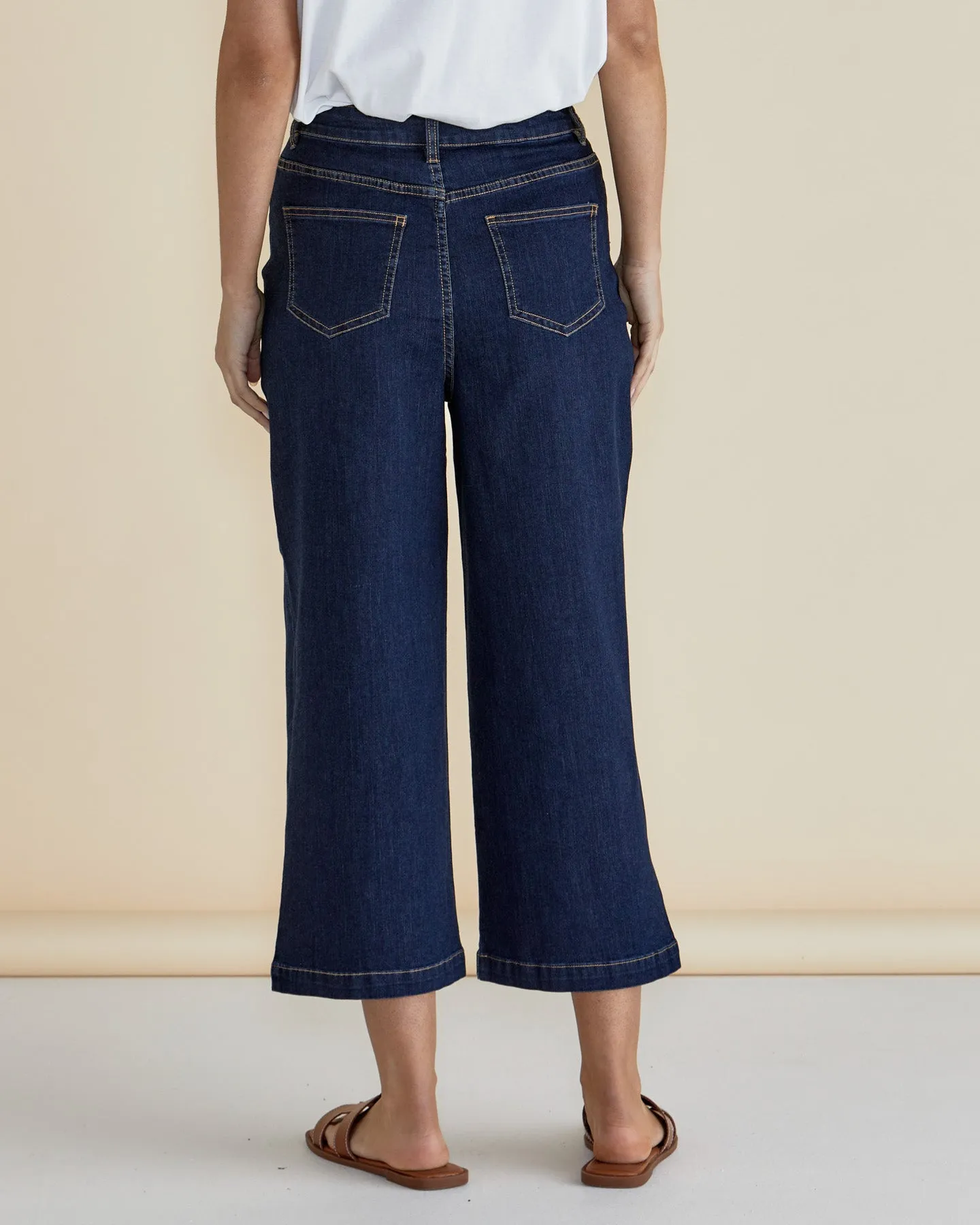 Betty Basics Bella Relaxed Crop Jean Deep Indigo Rinse