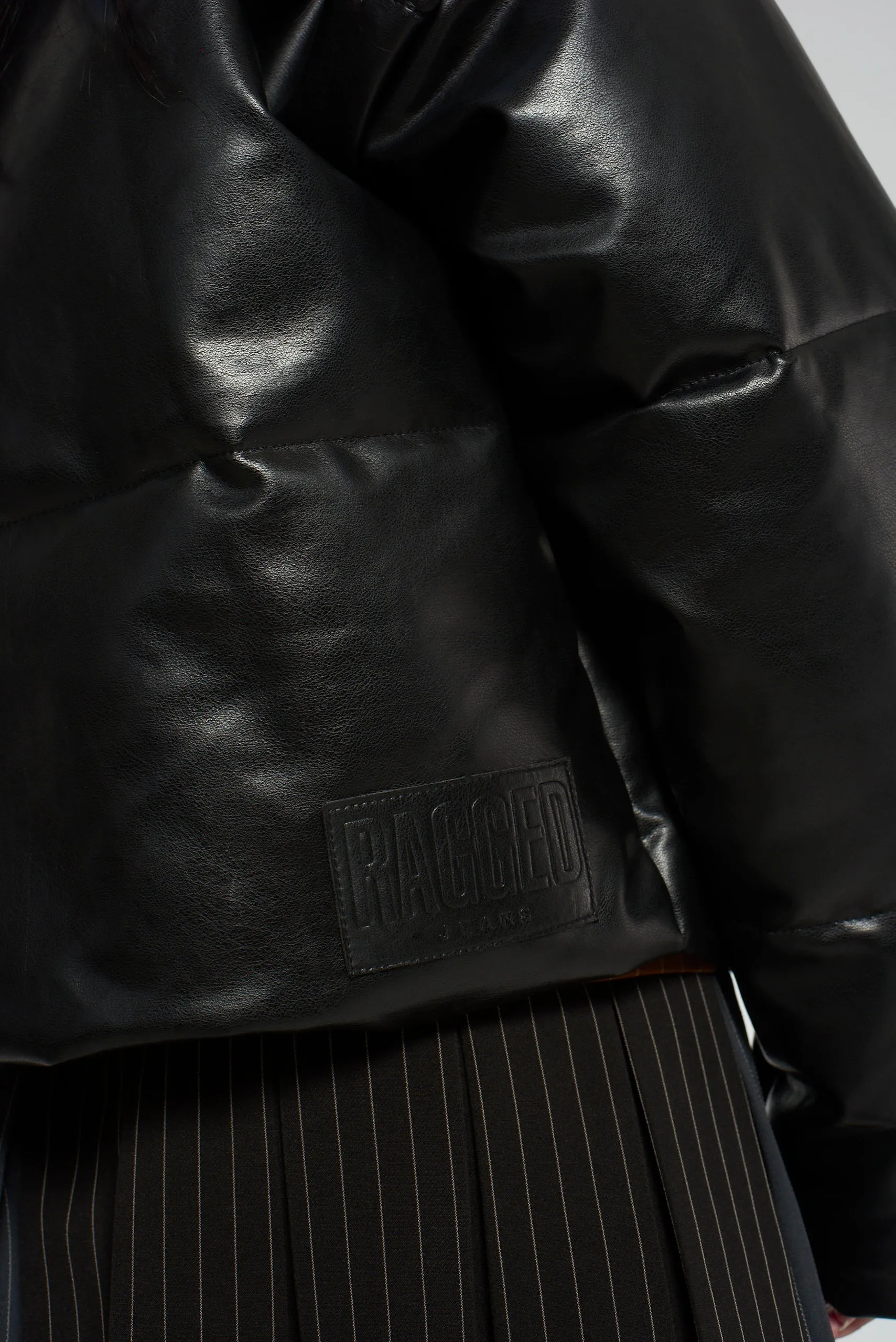 Boss Black Puffer