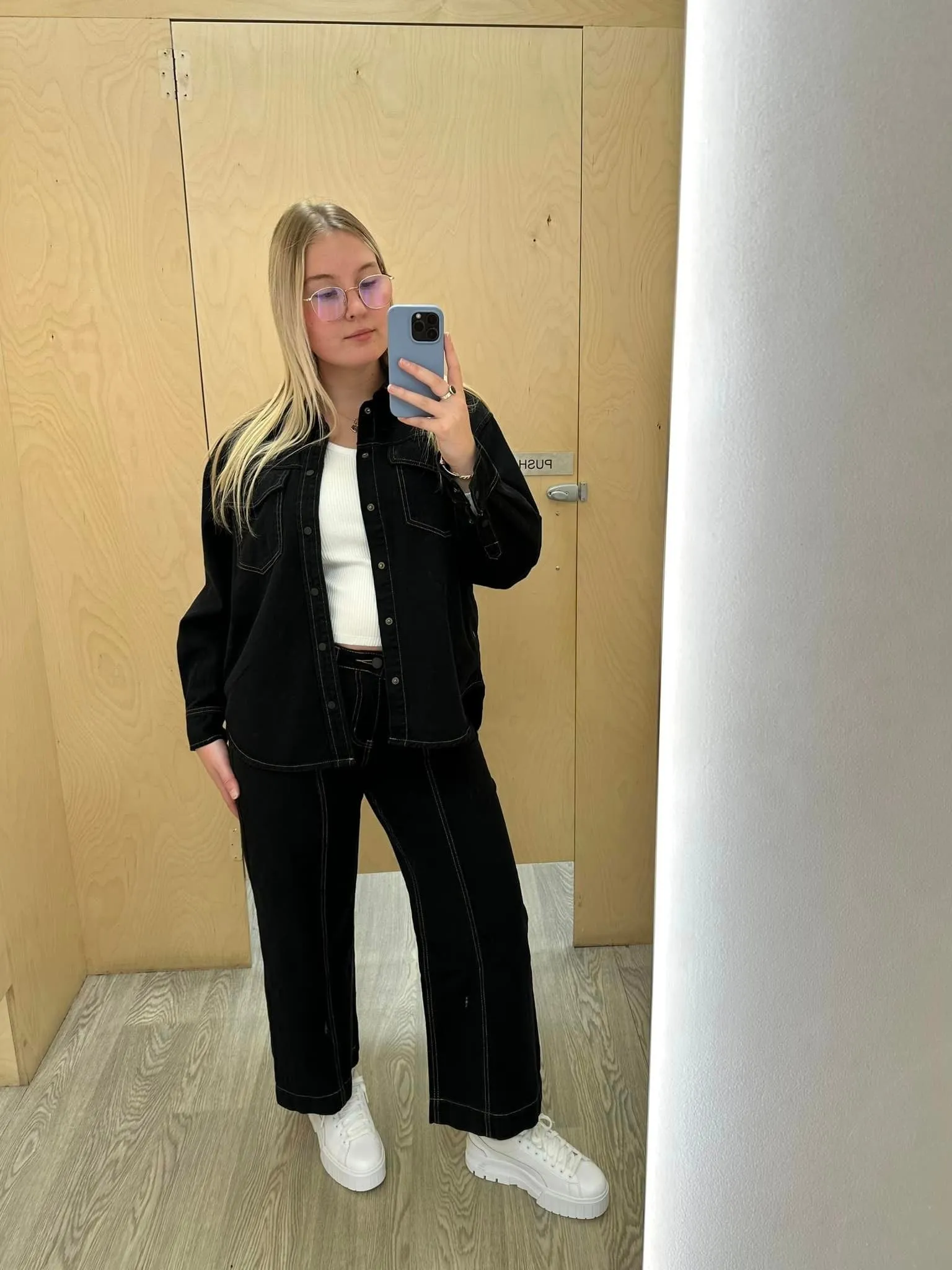 Foxwood Royal Wide Leg Jean Black