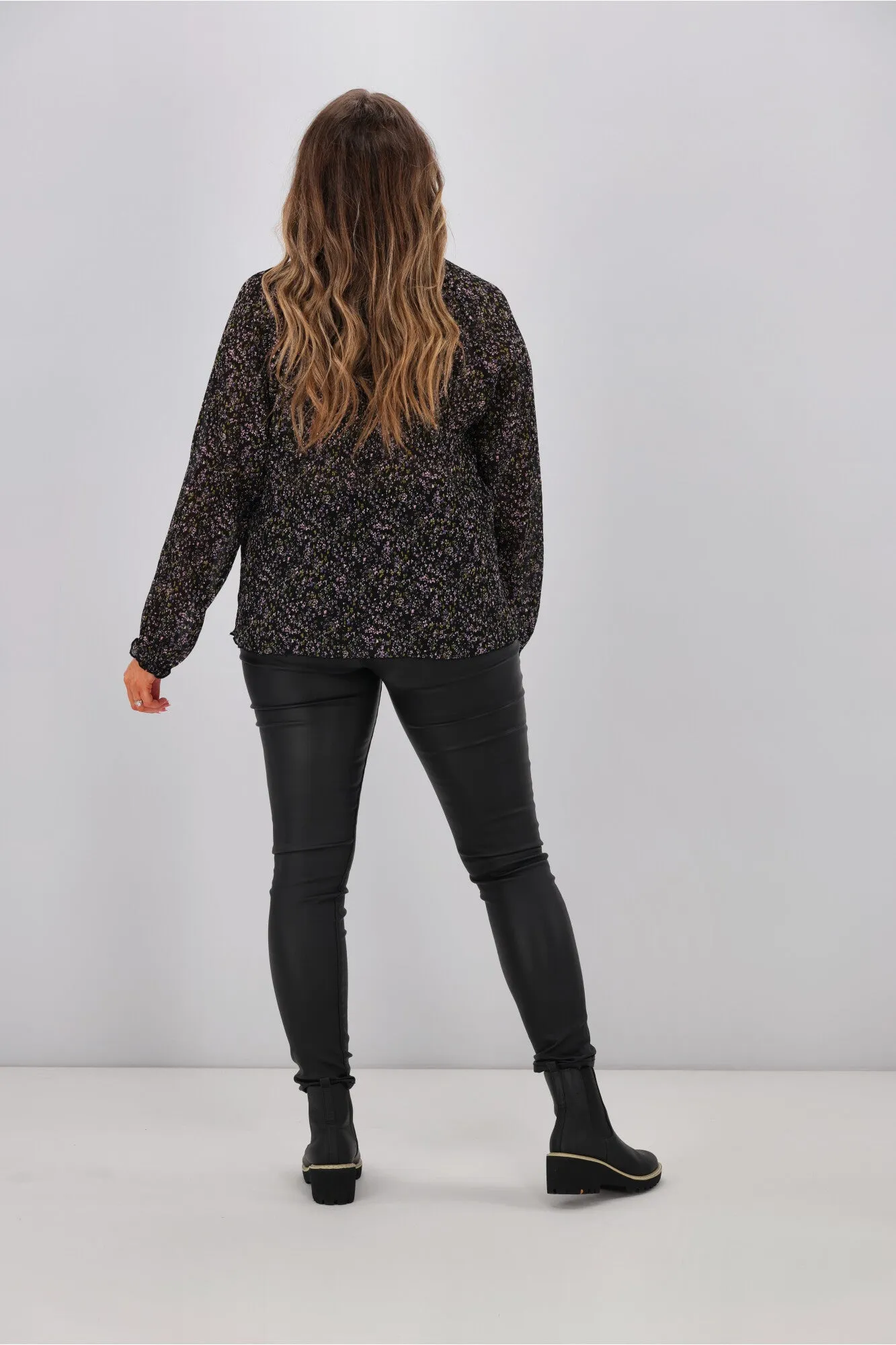 Gloss by Shine On Larisa Elastic Neck Micropleated Blouse Black Crinkle