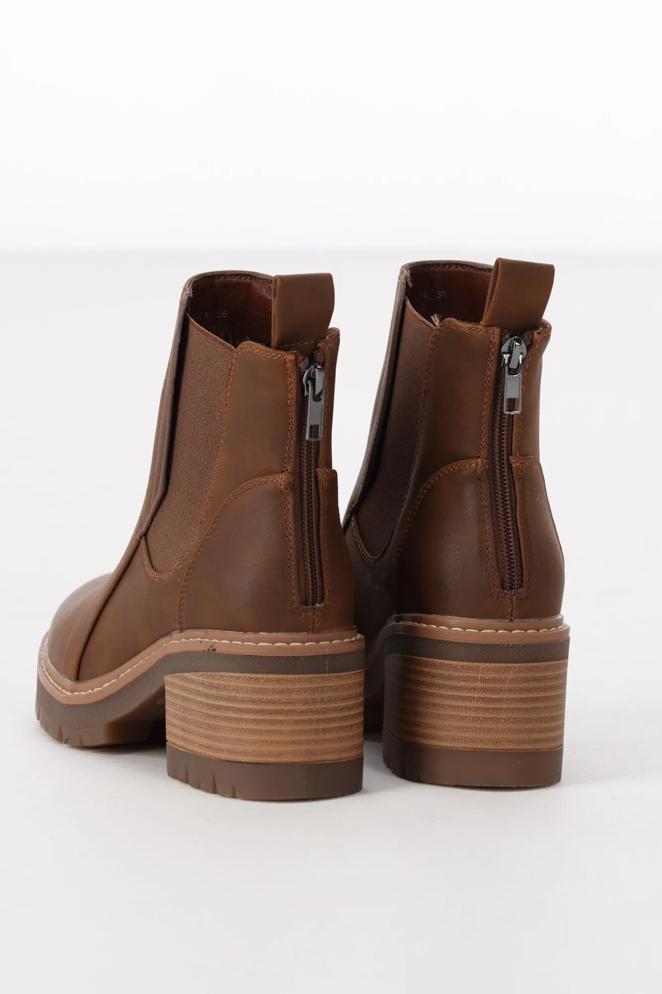Los Cabos Bita Boot Hazelnut