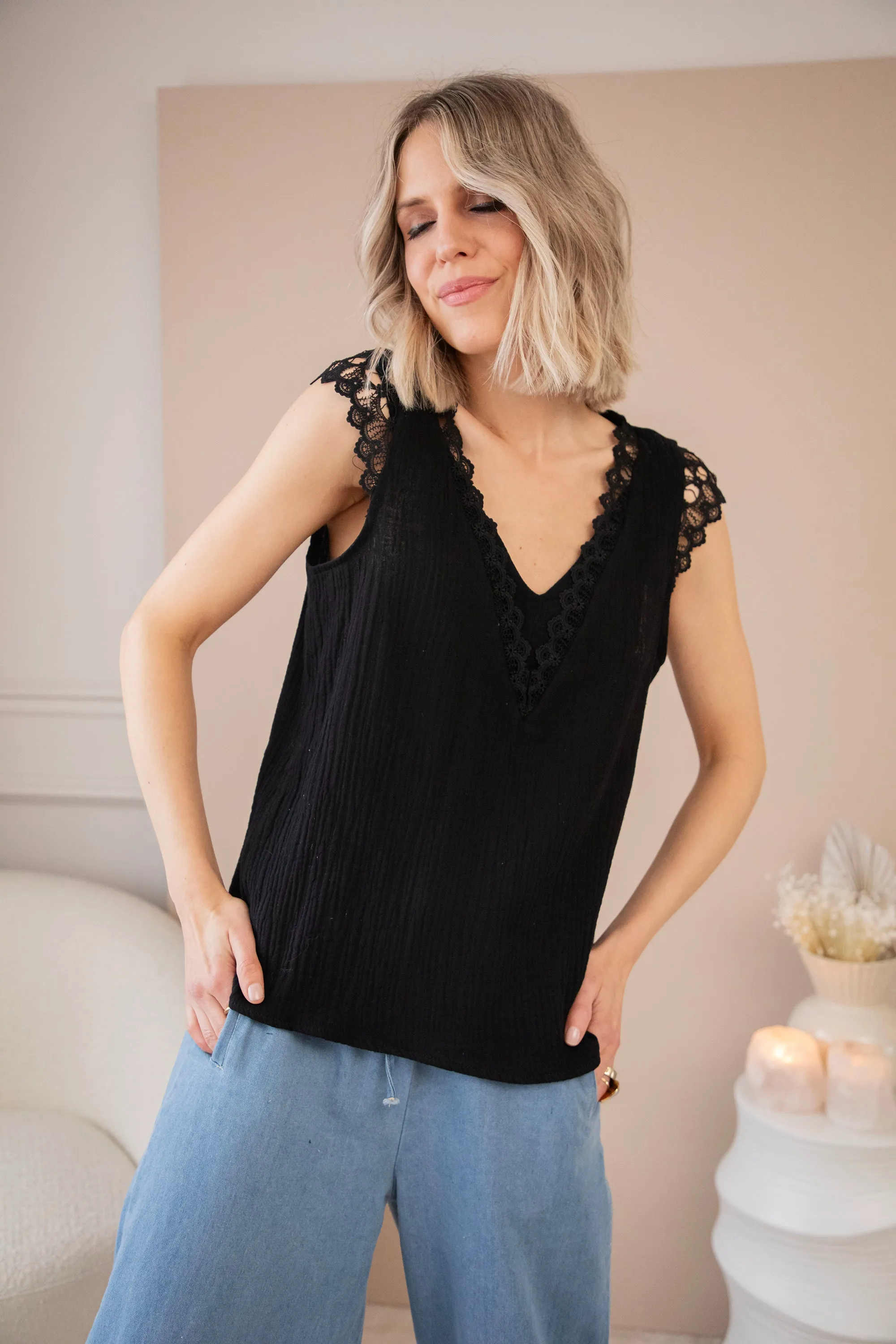 Love The Lace & Tetra Black - Top