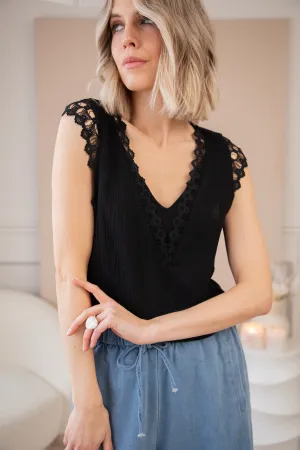 Love The Lace & Tetra Black - Top