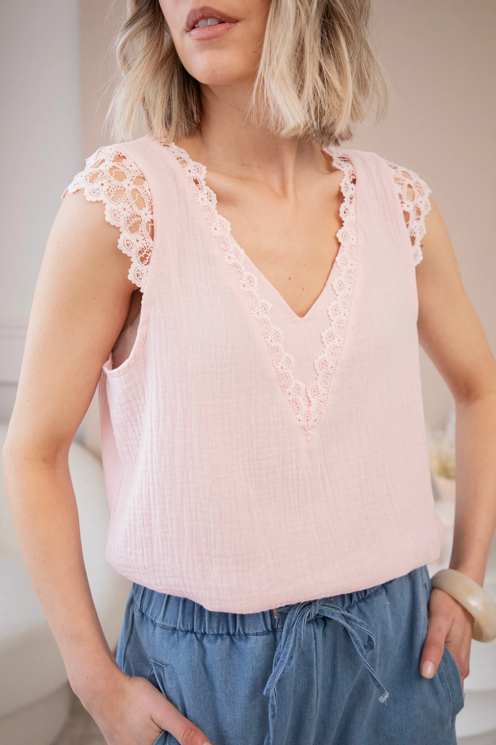 Love The Lace & Tetra Pink - Top
