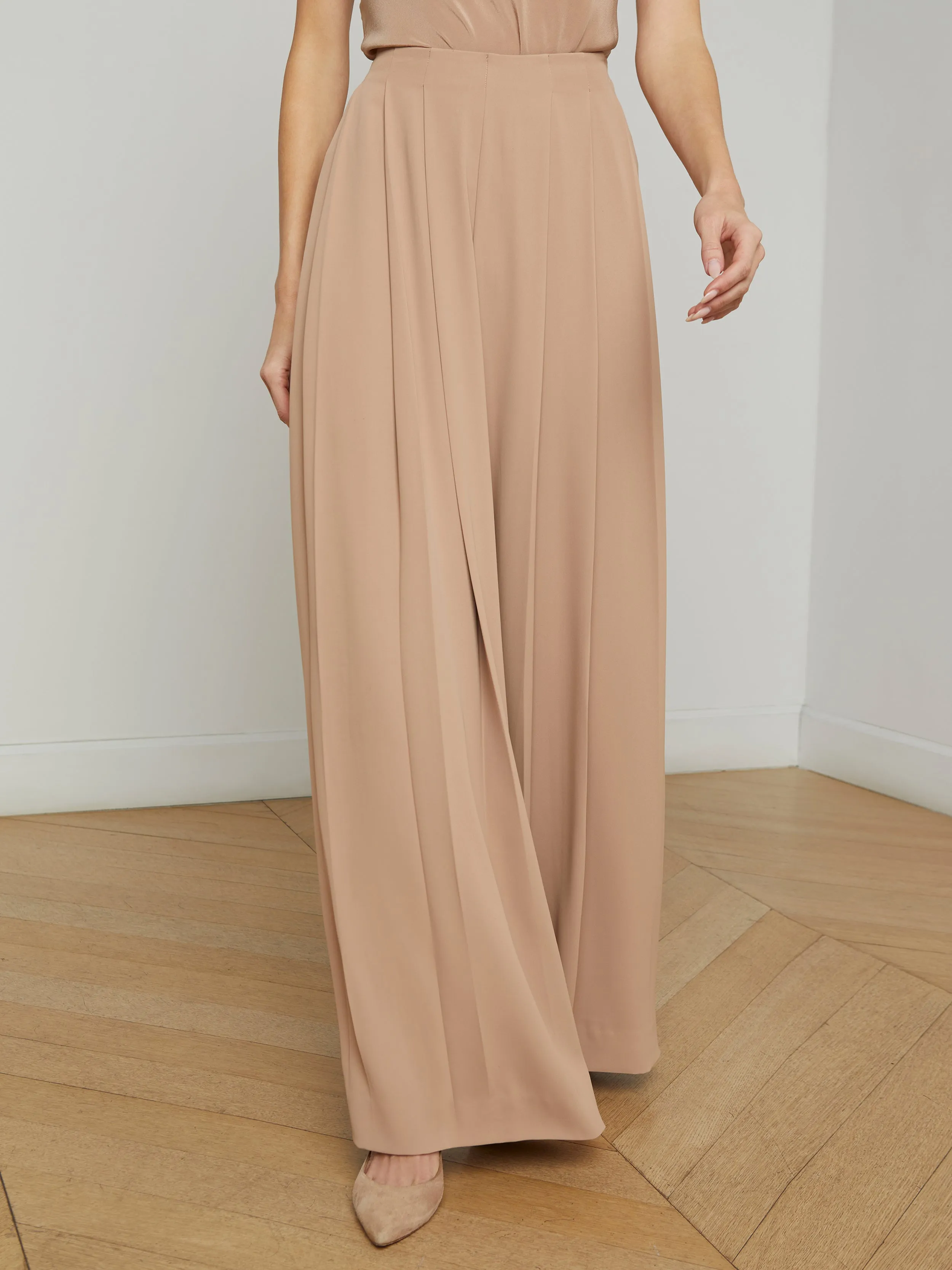 Nova Pleated Wide-Leg Pant