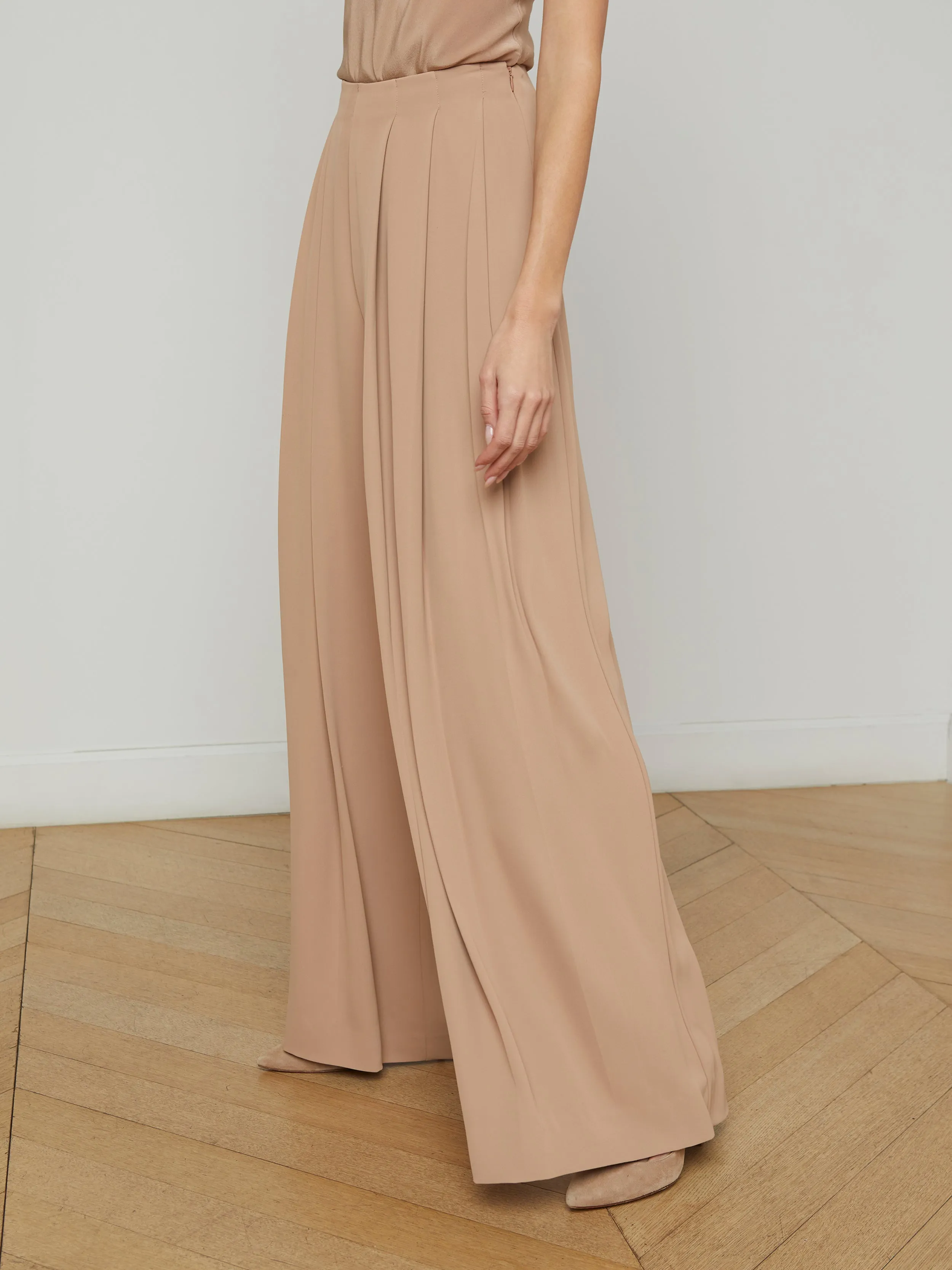 Nova Pleated Wide-Leg Pant