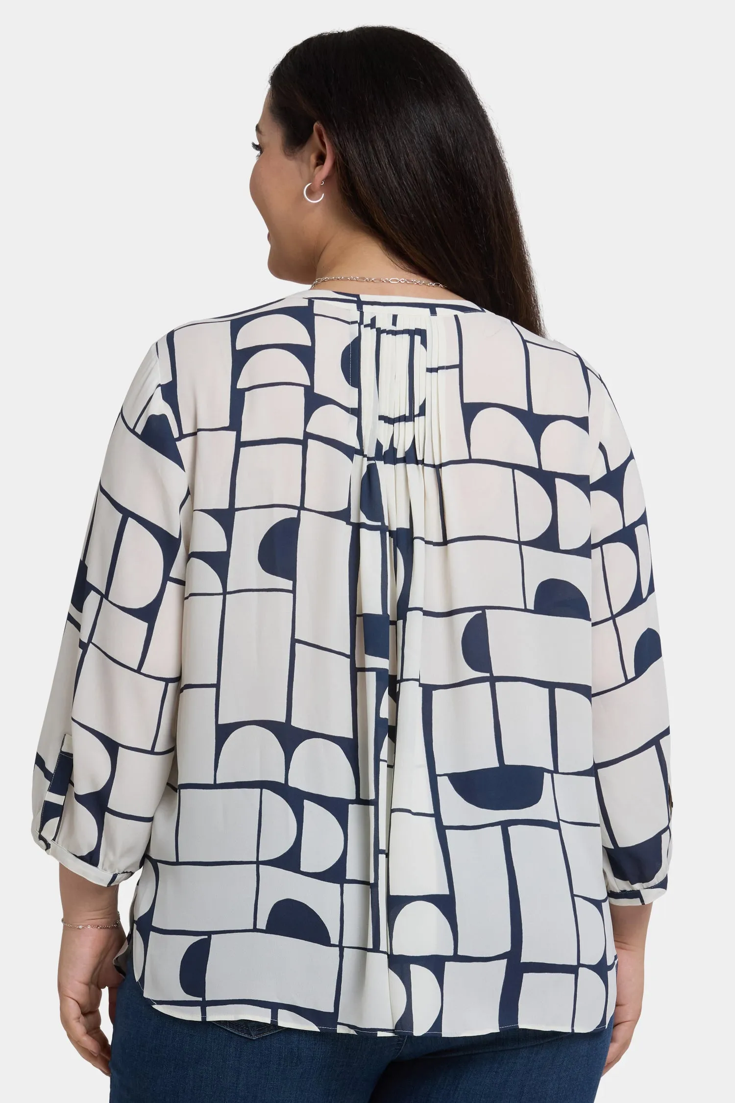 Pintuck Blouse In Plus Size - Campo Das Cortes