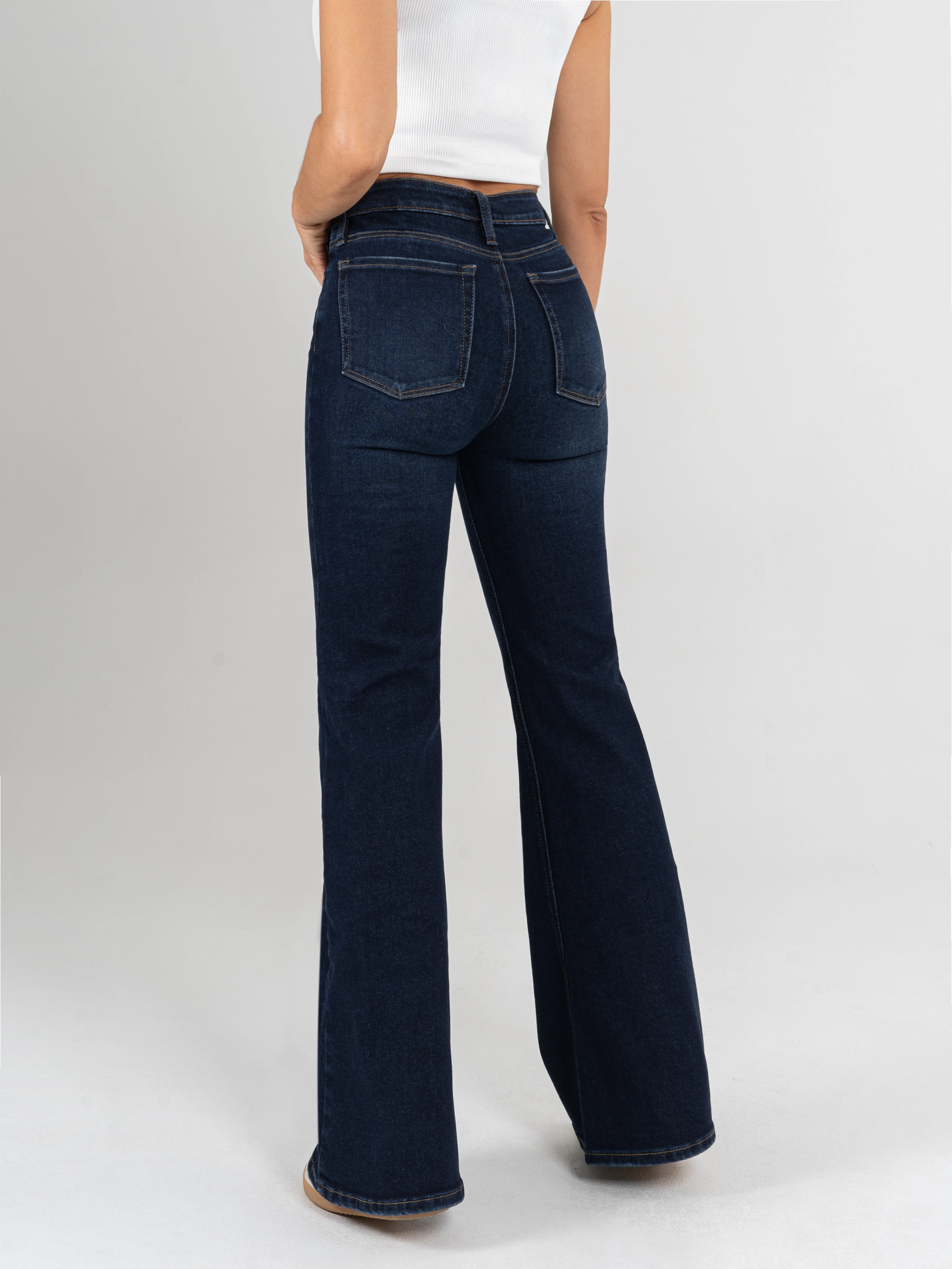 Ref: 065368 Jean flare stretch, bota ancha, tiro alto, tono azul oscuro