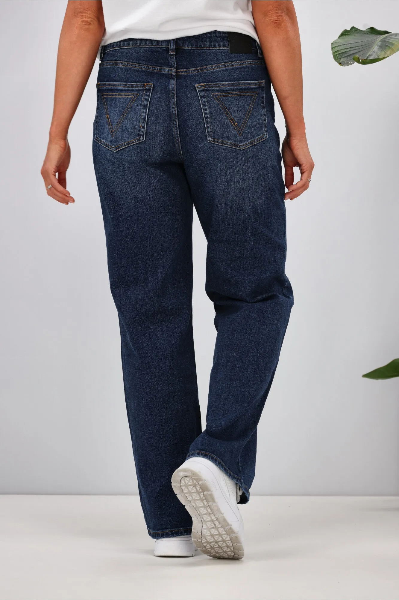 Shine On Label Atlas Relaxed Fit Jean Indigo