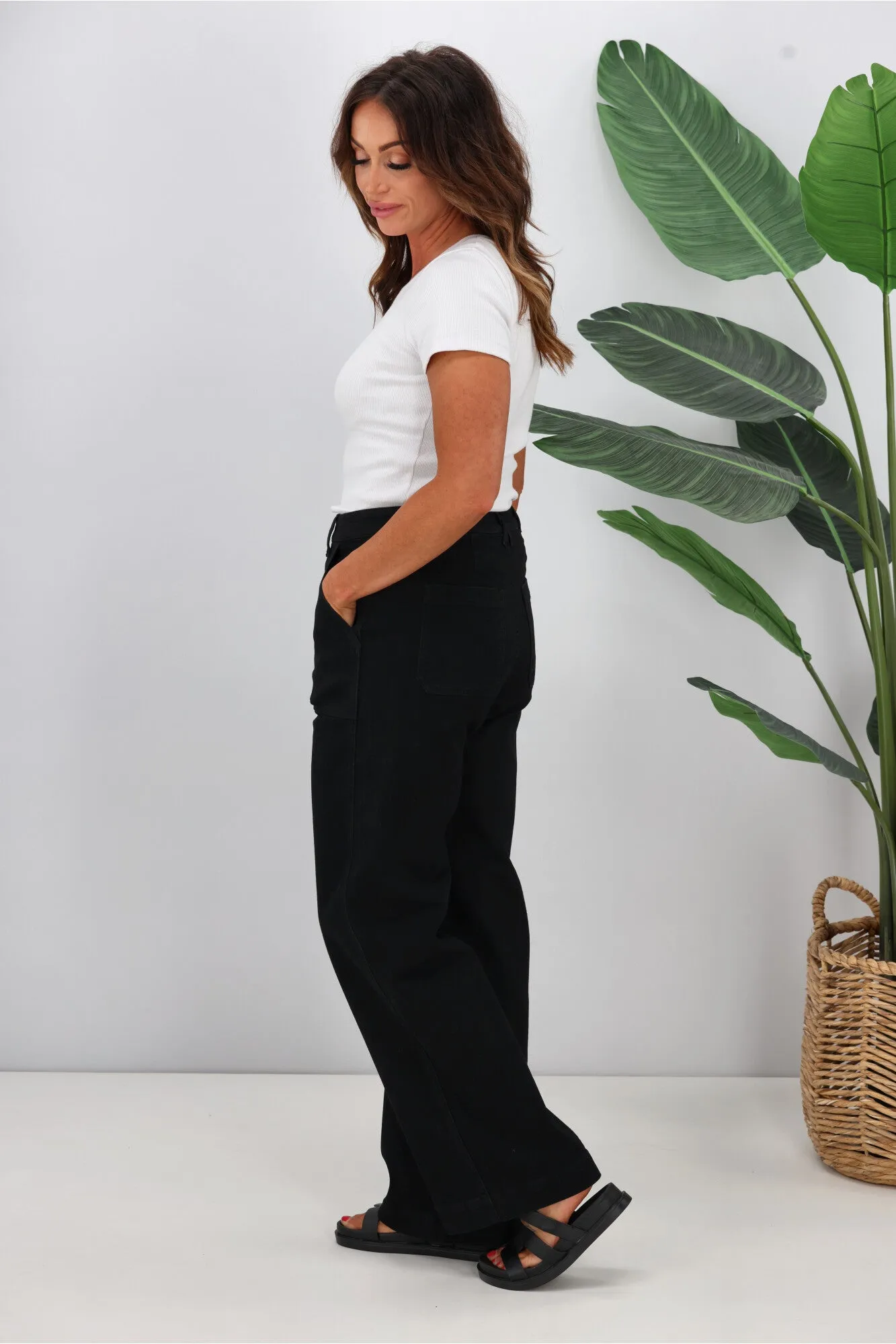 Shine On Label Noah Wide Leg Patch Pocket Jeans Black