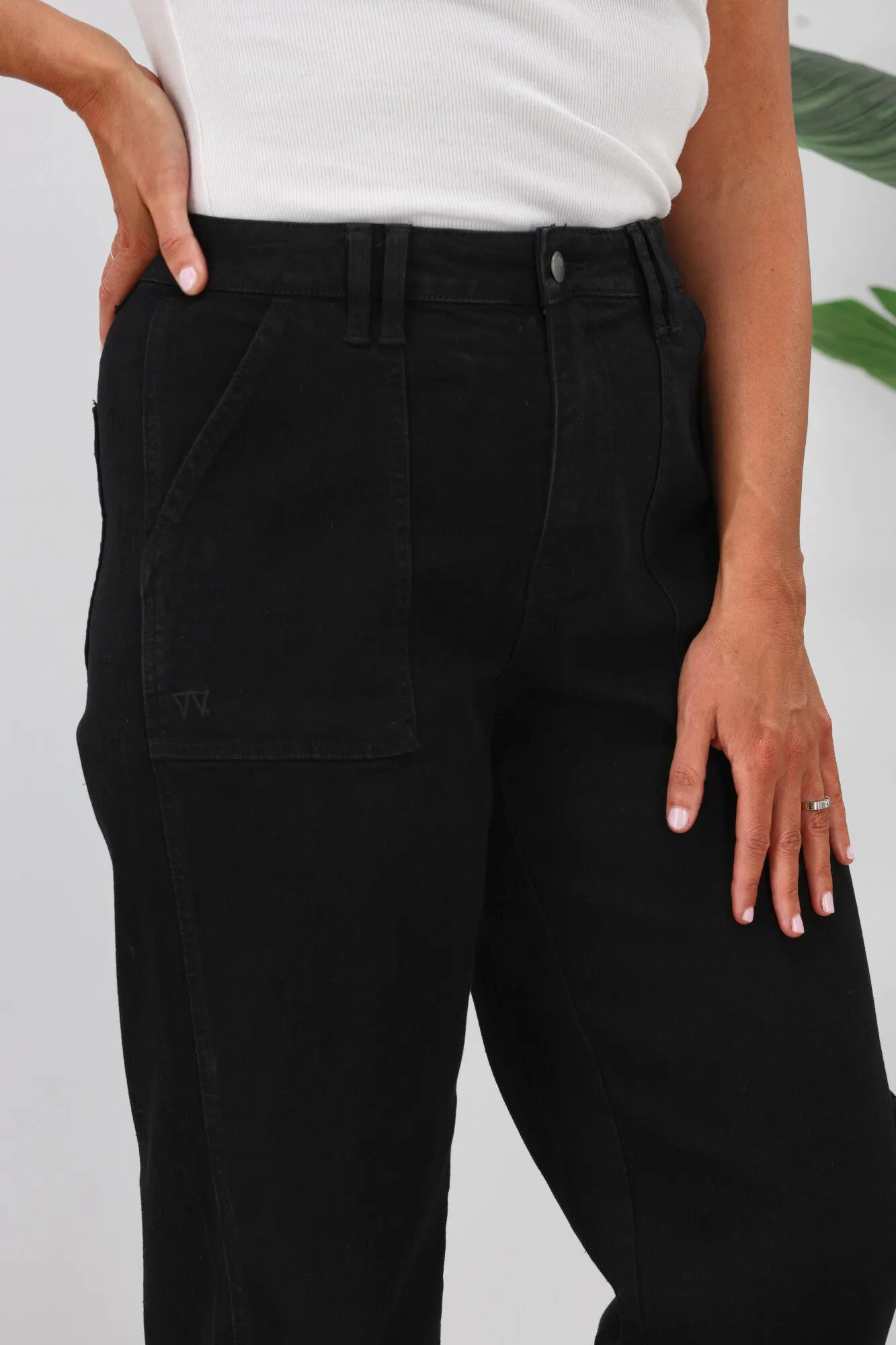Shine On Label Noah Wide Leg Patch Pocket Jeans Black