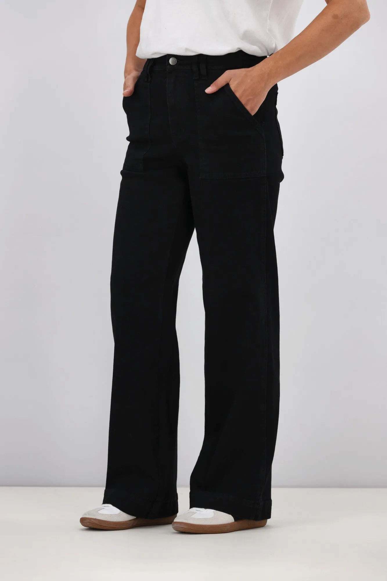 Shine On Label Noah Wide Leg Patch Pocket Jeans Black
