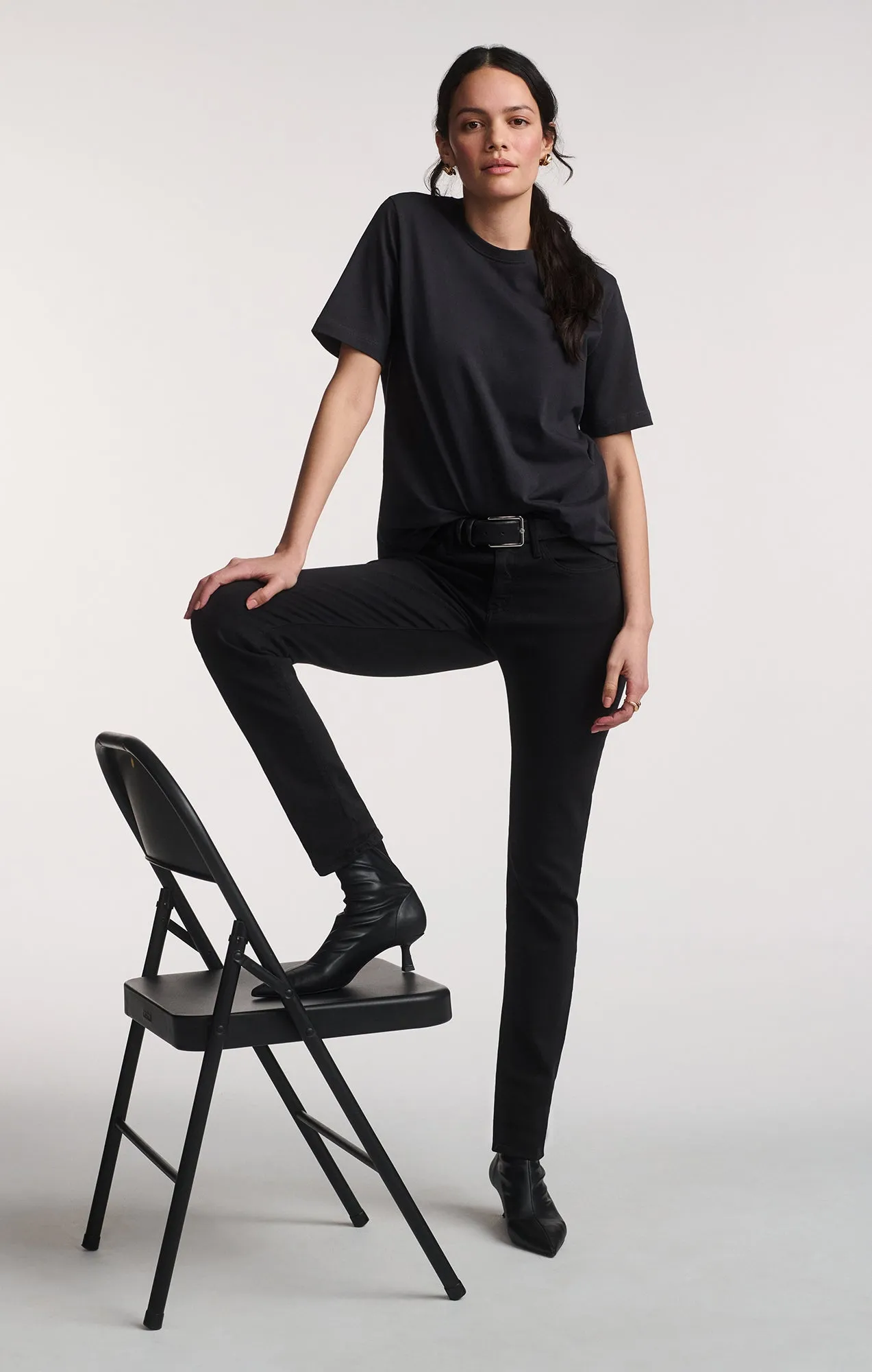SHORT SLEEVE CREW NECK T-SHIRT IN PHANTOM