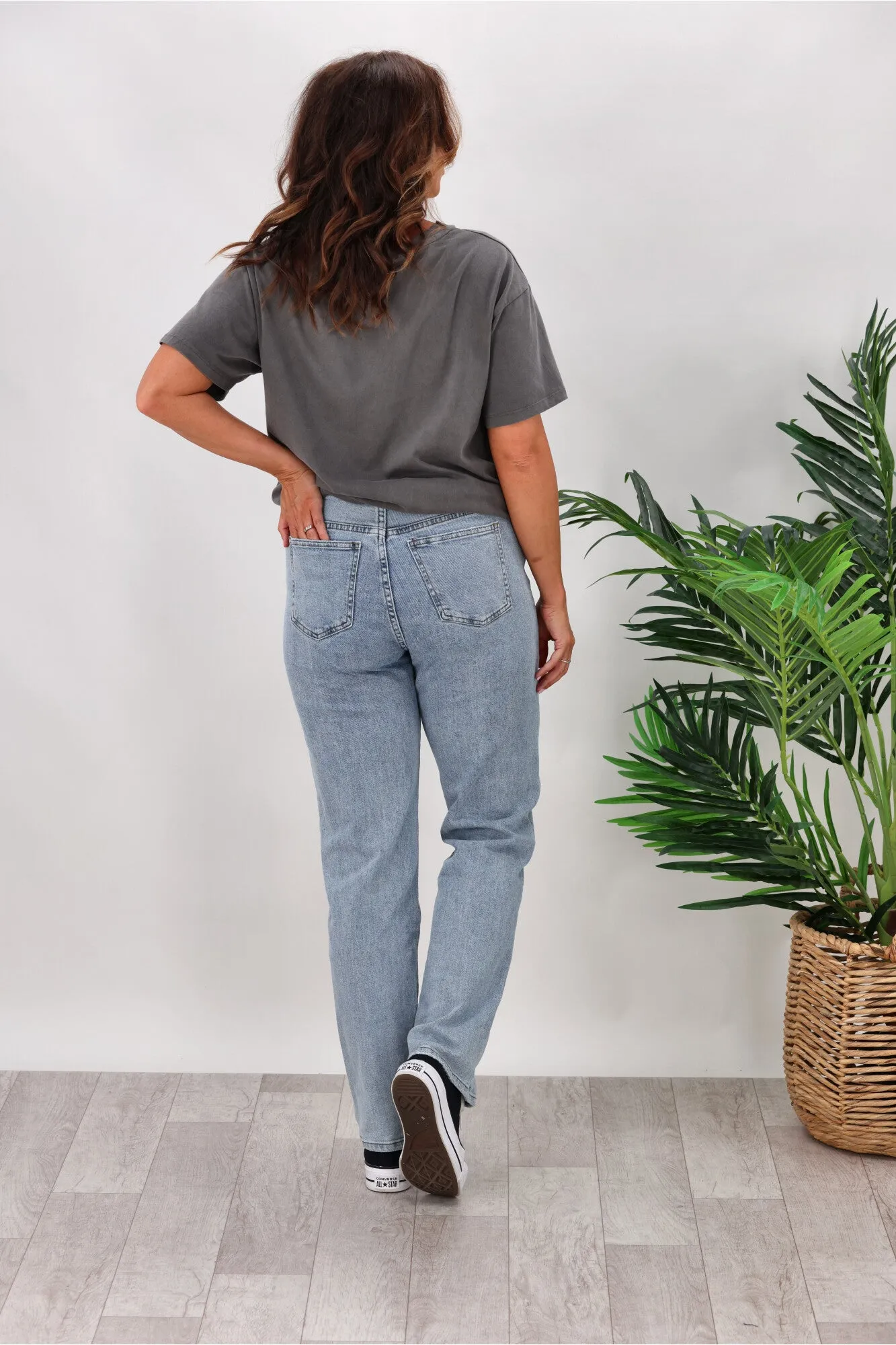 Silent Theory Mila Comfort Straight Jean Light Blue