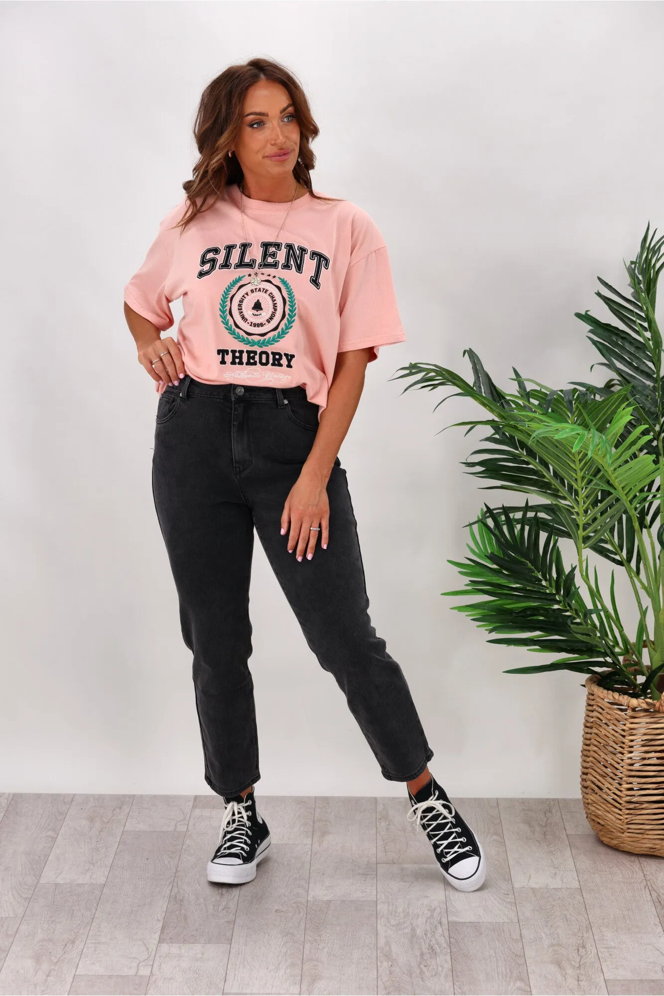 Silent Theory Monica Mom Jean Washed Black