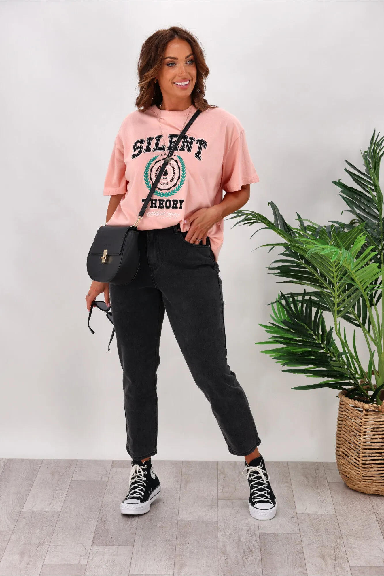 Silent Theory Monica Mom Jean Washed Black