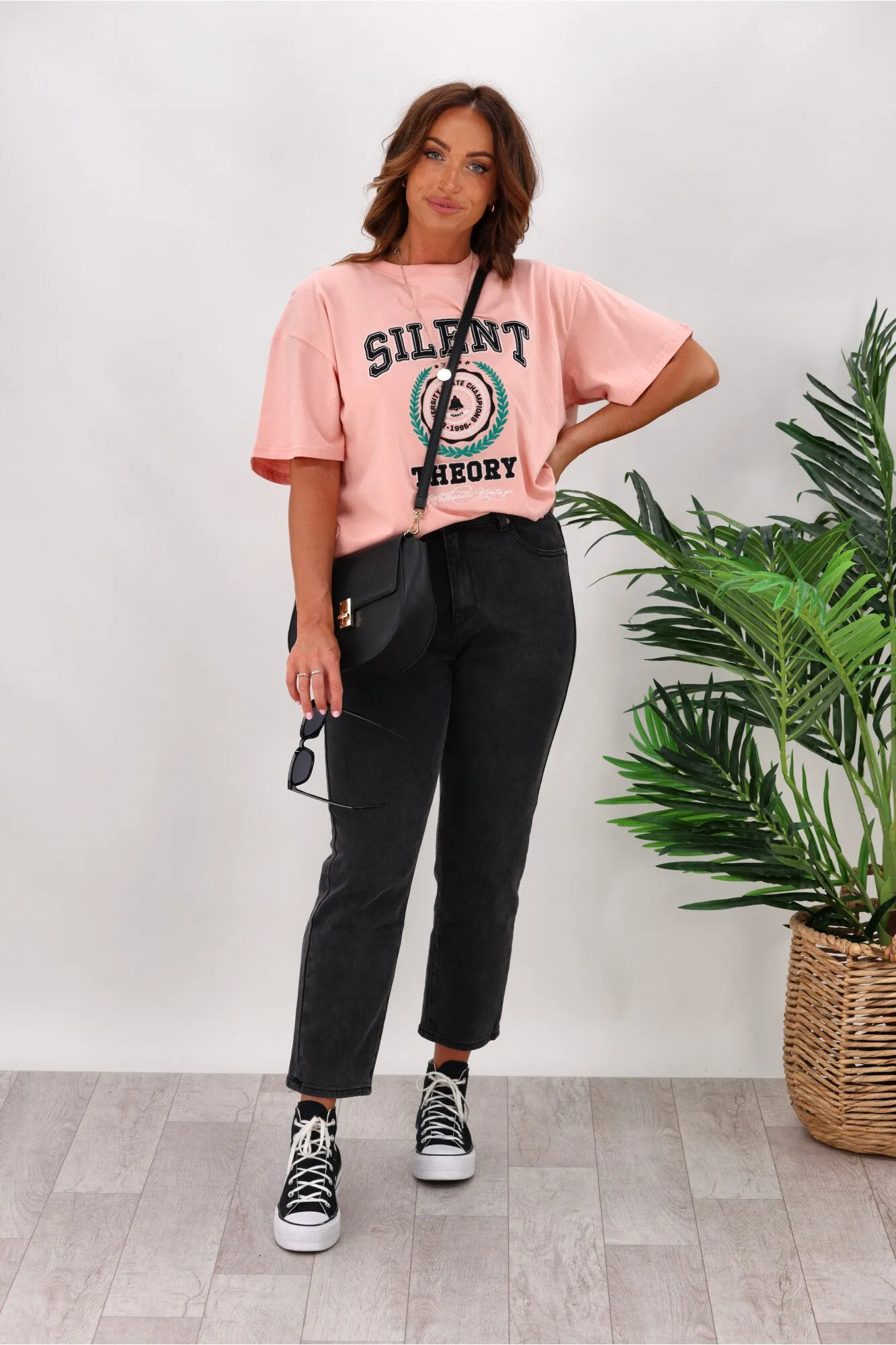 Silent Theory Monica Mom Jean Washed Black