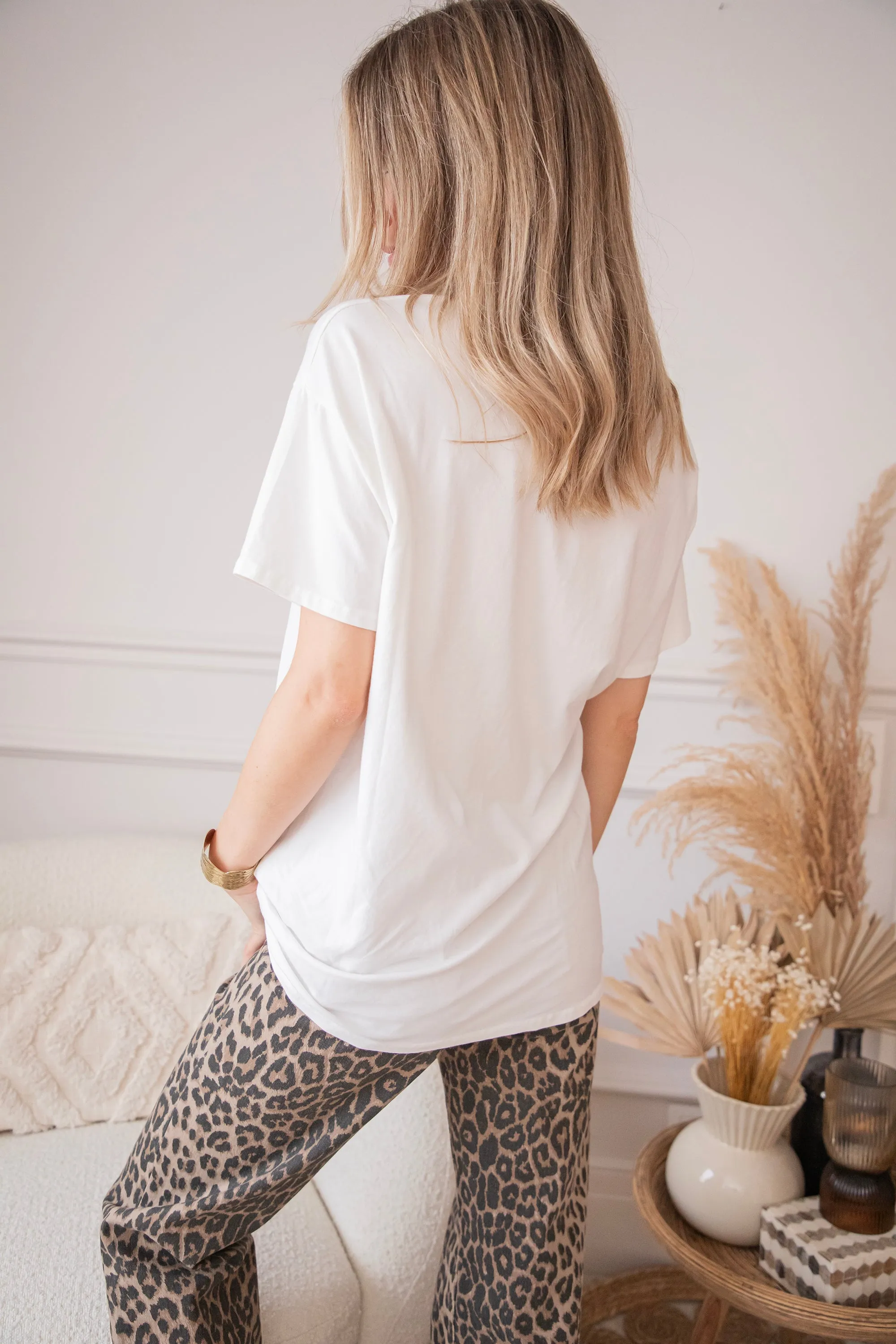 The Base White - T-Shirt